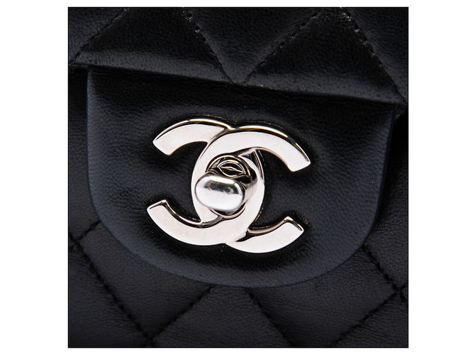 Chanel Black Medium Classic Lambskin Double Flap Nero - vista 5