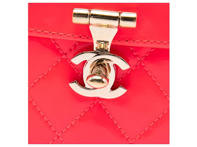 Chanel Mini CC gesteppte Lackleder Vanity Bag in Rosa Pink - Ansicht 5