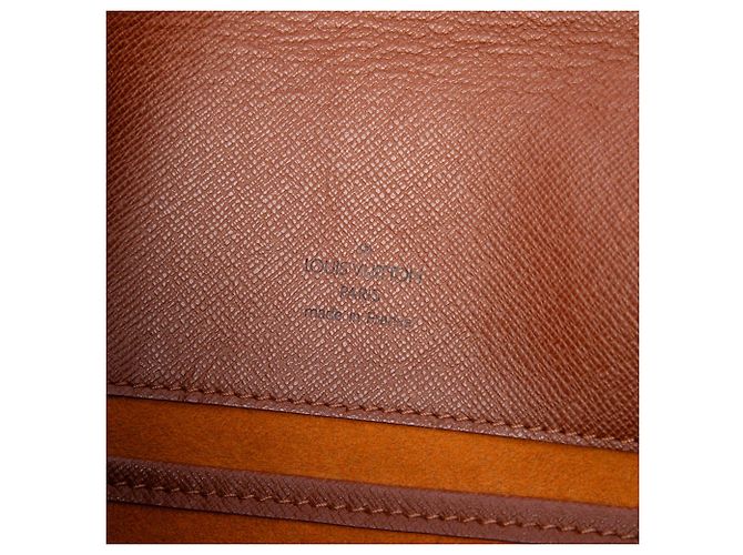Louis Vuitton Brown Monogram Musette Tango Short Strap Marrone - vista 5