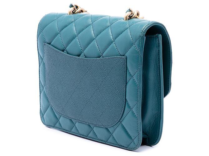 Chanel Blue Small Quilted Calfskin and Caviar Chain Handle Flap - vista 2