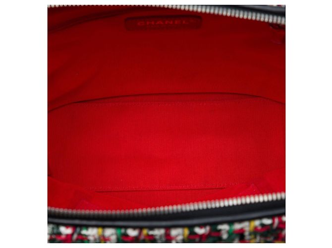 Borsa Camera Chanel Red Tweed Street Allure - vista 4