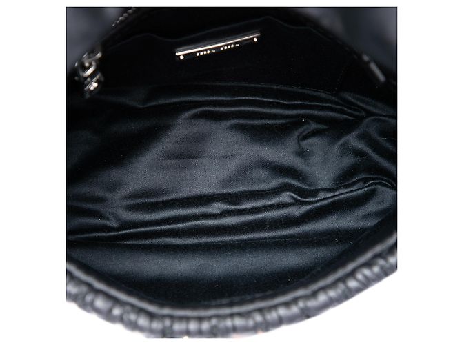 Bolsa crossbody Miu Miu em nappa matelassé preta com corrente de cristal Preto - vista 4