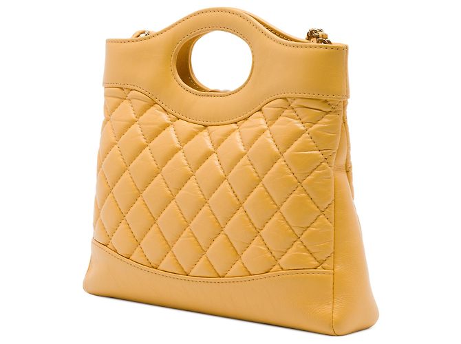 Borsa Chanel 31 Shopping Bag Mini in vitello grinzato lucido giallo - vista 2