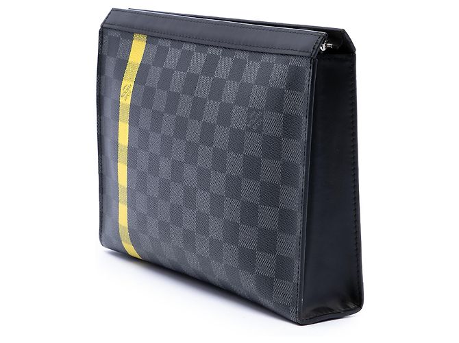 Louis Vuitton Black Damier Graphite Stripe Pochette Voyage MM Schwarz - Ansicht 2