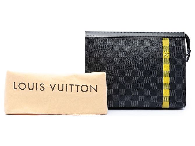 Louis Vuitton Black Damier Graphite Stripe Pochette Voyage MM Schwarz - Ansicht 7