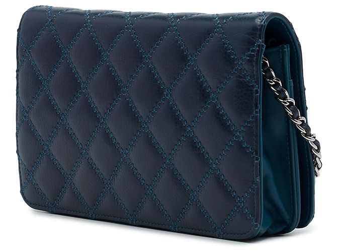 Portafoglio Chanel Blue Stitched CC Quilted Calfskin Wallet on Chain Blu navy - vista 2