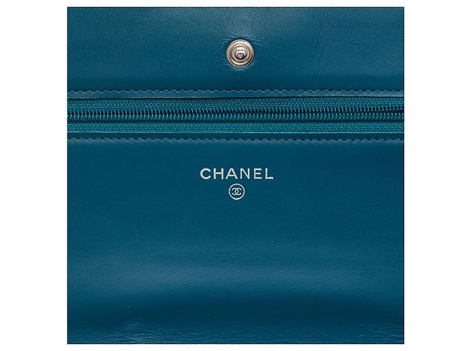 Portafoglio Chanel Blue Stitched CC Quilted Calfskin Wallet on Chain Blu navy - vista 5