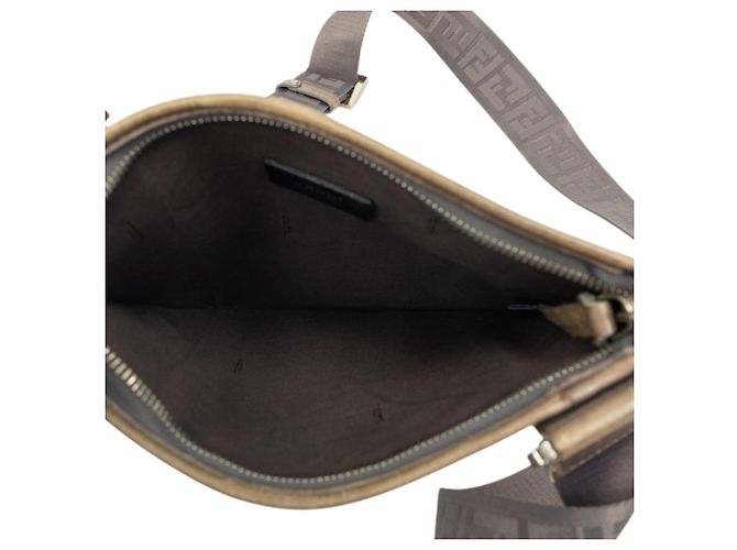 Borsa Messenger Piatta Fendi Black Zucca Spalmati Nero - vista 4
