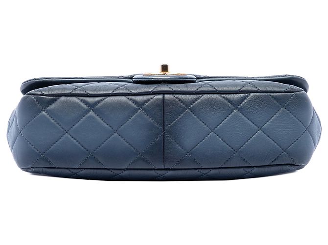 Chanel Blue CC Quilted Calfskin Ombre Flap Blu navy - vista 3