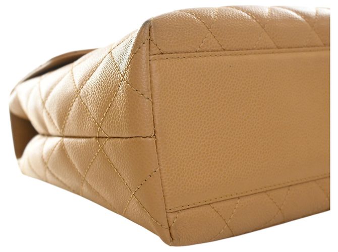 Borsa Chanel Beige CC Quilted Caviar Kelly Top Handle Bag - vista 10