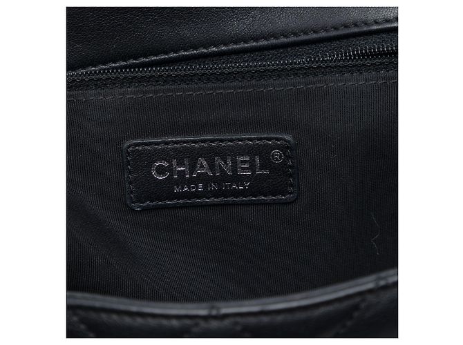 Chanel Black Jumbo Quilted Lambskin Acrylic Cuba Color Flap Nero - vista 5