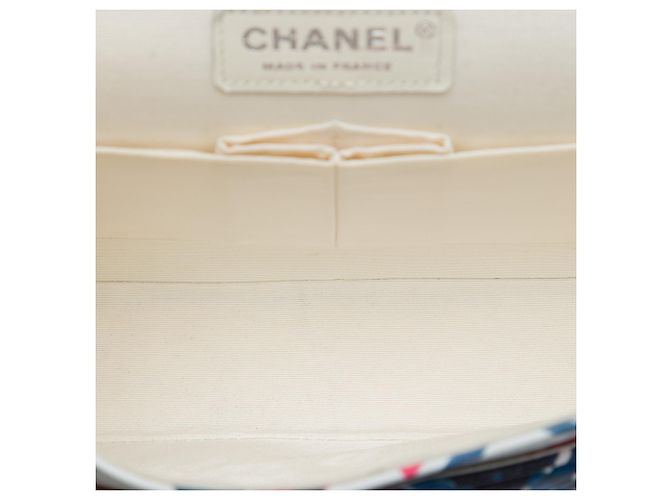 Chanel White Medium Classic Airlines Printed Lambskin Double Flap Bianco - vista 4