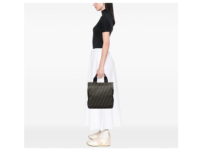 Fendi Shopping Tote aus braunem Zucca Canvas - Ansicht 5