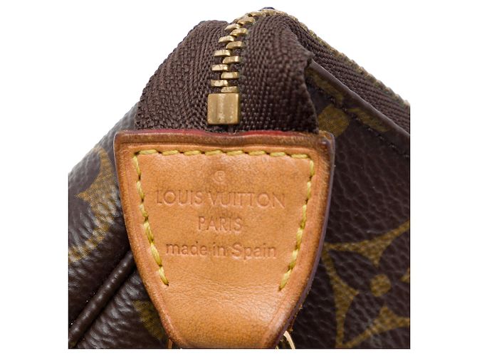 Louis Vuitton Brown Monogram Mini Pochette Accessoires Castaño - vista 5
