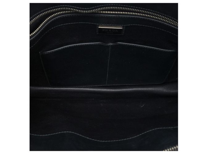 Prada Cartella da viaggio in pelle Saffiano nera con tasca frontale con zip Nero - vista 4