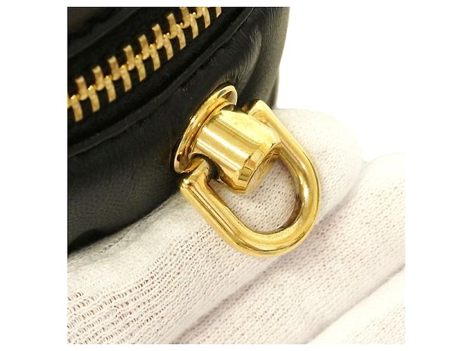 Borsa a mano Louis Vuitton Coussin Vanity PM Nero - vista 12