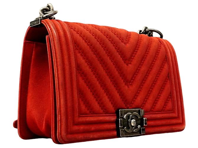 Borsa a tracolla Chanel Boy Rosso - vista 2