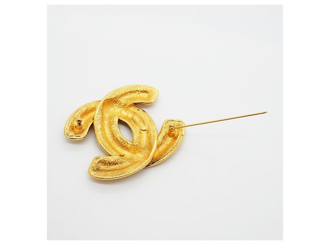 Broche Chanel plaquée or Doré - vue 6