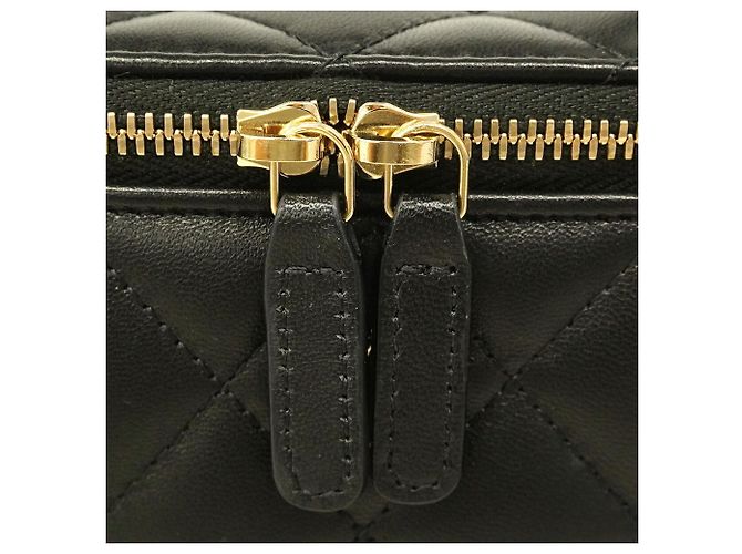 Vanity Borsa a tracolla Chanel Matelassé con catena Nero - vista 8