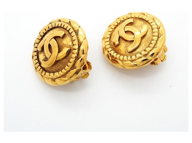 Orecchini a clip Chanel Gold D'oro - vista 2