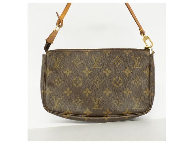 Louis Vuitton Monogram Pochette Accessoires Bag/Pouch M51980 Marrone - vista 11