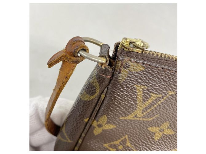 Borsa Pochette Accessoires Monogram Louis Vuitton Marrone - vista 7
