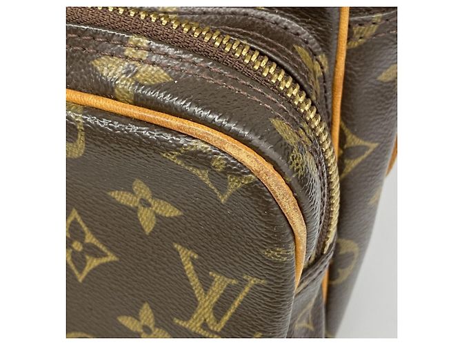 Bolsa de Ombro Nile Monogram Louis Vuitton Marrom - vista 7