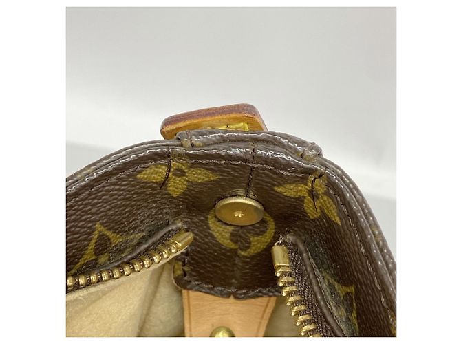 Sac à épaule Louis Vuitton Monogram Looping GM Marron - vue 7