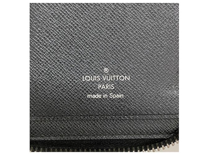 Portafoglio Zippy Louis Vuitton Taiga Grigio - vista 4