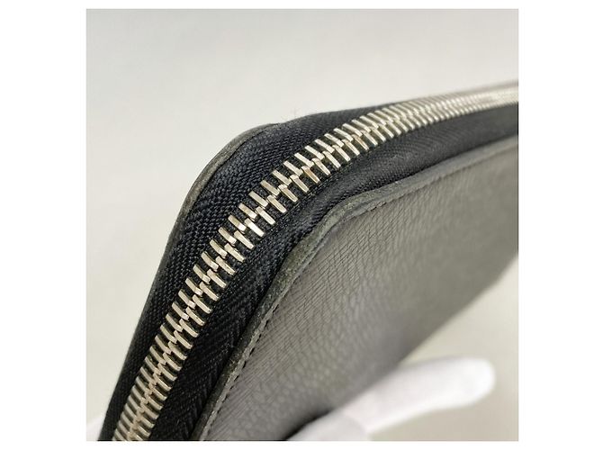 Portafoglio Zippy Louis Vuitton Taiga Grigio - vista 6