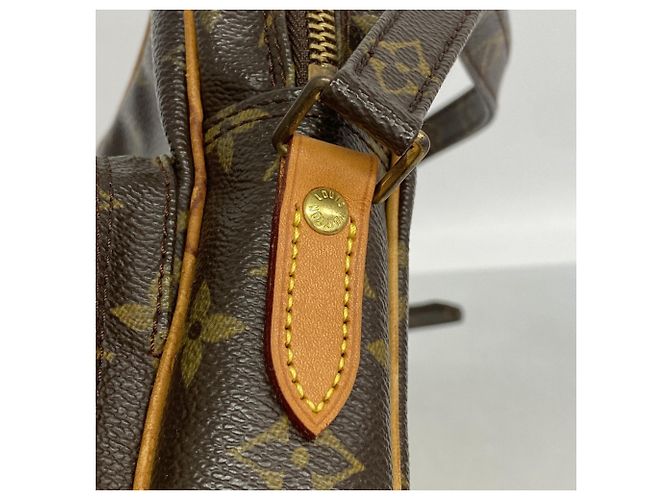 Borsa a tracolla Louis Vuitton Monogram Amazon Marrone - vista 9