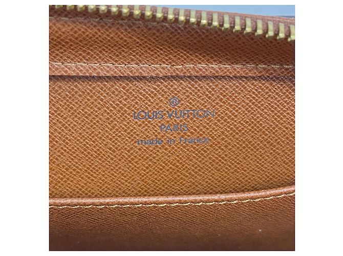 Borsa a pochette Louis Vuitton Monogram Orsay Marrone - vista 5