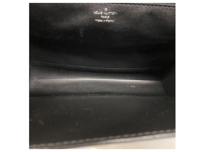 Borsa Louis Vuitton Epi Monceau 28 Nero - vista 4