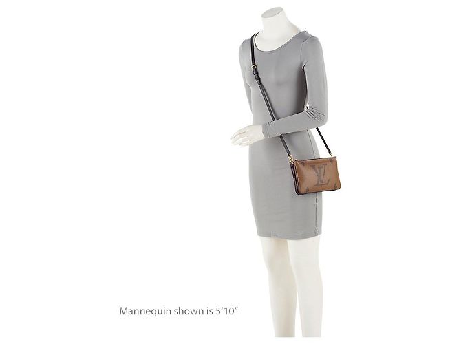 Louis Vuitton Giant Monogram Canvas Double Zip Pochette - VENTA FINAL Castaño - vista 5