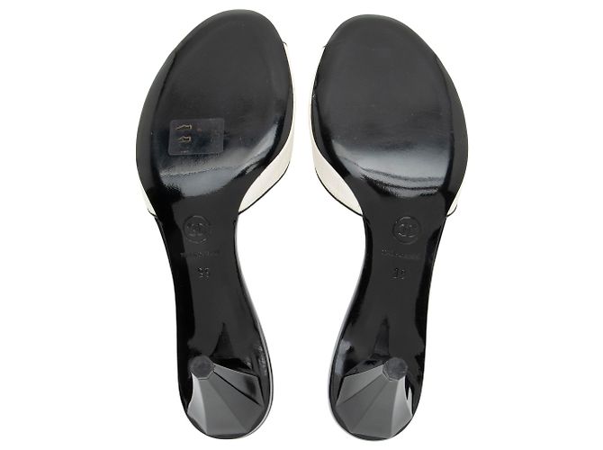 Gabrielle Chanel Vintage Steppleder Camelia Mules - Größe 9 / 39 Schwarz - Ansicht 5