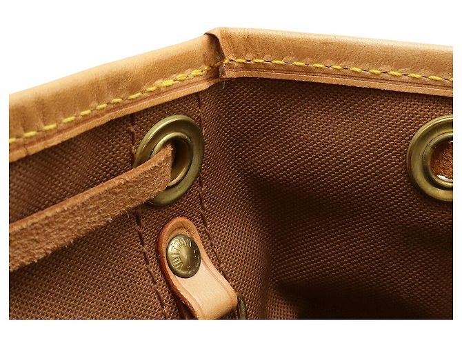 Borsa a tracolla Louis Vuitton Noe Marrone - vista 6