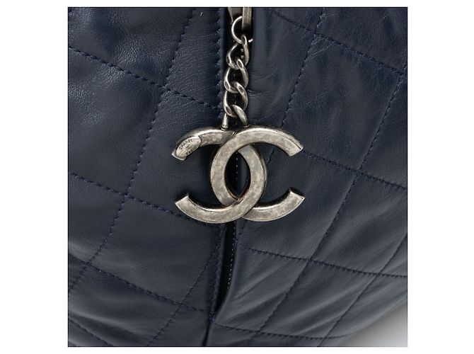 Gabrielle Chanel Coco Pleats Tote aus Kalbsleder Blau - Ansicht 10