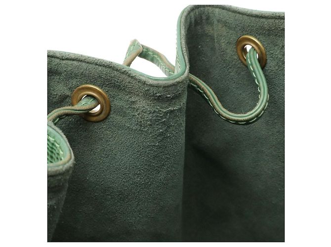 Borsa a tracolla Louis Vuitton Petit Noe Epi Verde - vista 7