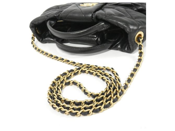 Borsa a tracolla Chanel in pelle d'agnello Nero - vista 6