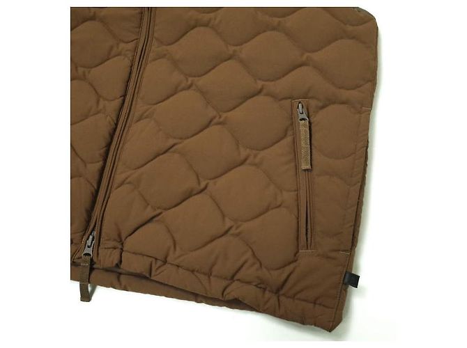 Autre Marque DAIWA PIER39 TECH QUILT STAND COLLAR LINER VEST Chaleco de Plumas Castaño - vista 6