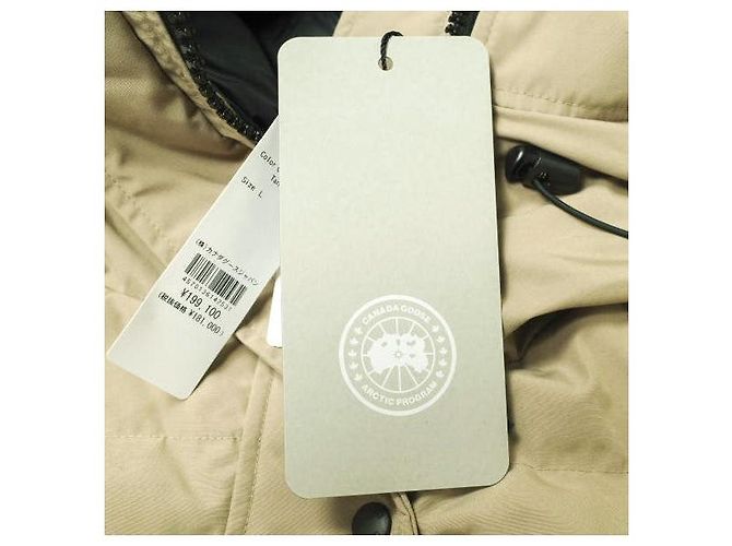Autre Marque Canada Goose MACKENZIE PARKA Abrigo de plumón Beige - vista 4