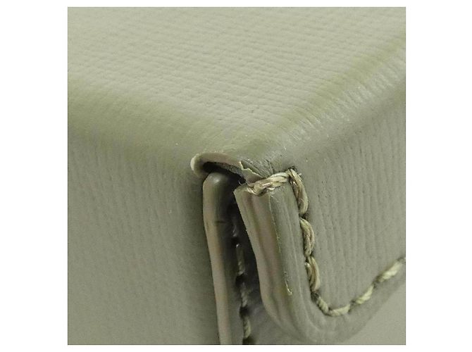 Borsa a pochette Shopper Louis Vuitton in pelle di vitello Verde Cachi - vista 3
