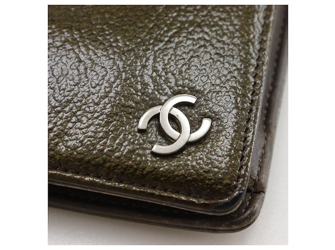Cartera larga de piel charol Chanel Coco Mark Dorado Bronce - vista 16