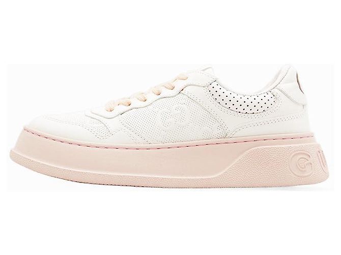 Gucci GG Interlocking Sneaker aus geprägtem Leder Weiß Beige Aus weiß - Ansicht 4