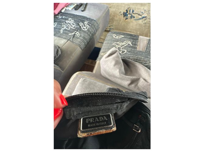 Necessaire Prada in Nylon Nero - vista 6