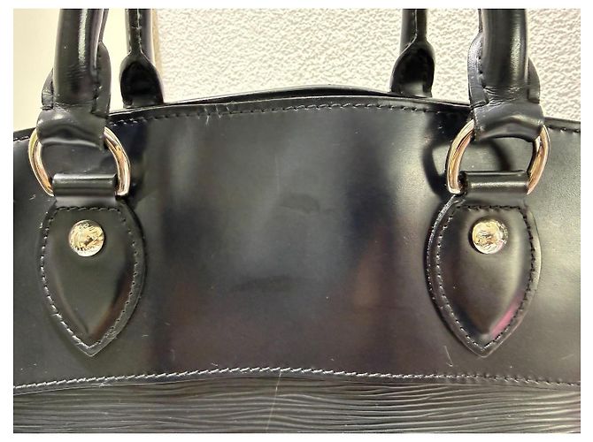 Louis Vuitton Passy PM Borsa a mano in pelle Epi Nera Nero Silver hardware - vista 2