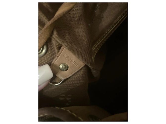 Zaino Louis Vuitton Monogram Montsouris PM Marrone Monogramma - vista 13