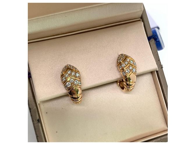 Orecchini Bulgari Serpenti in Oro e Diamanti D'oro - vista 6