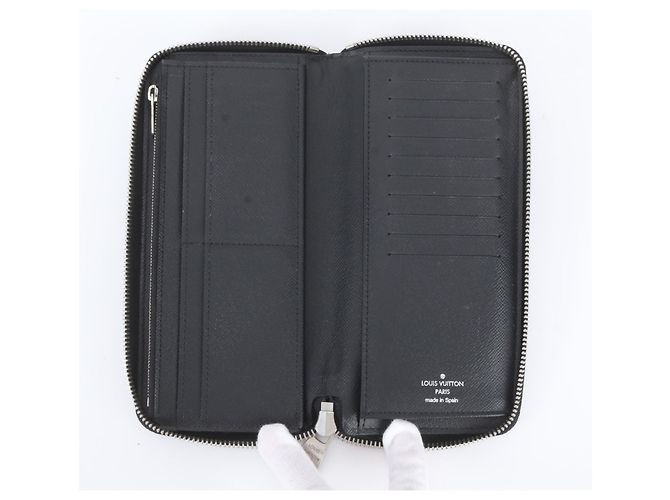 Louis Vuitton Epi Zippy Wallet Black - view 7
