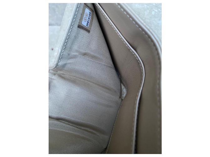 Cartera trifold Chanel Mademoiselle Beige - vista 8